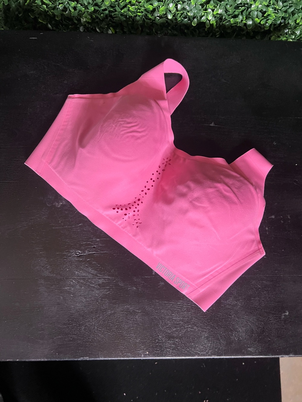 Victoria Sport Pink Seamless High-Impact Sports Bra